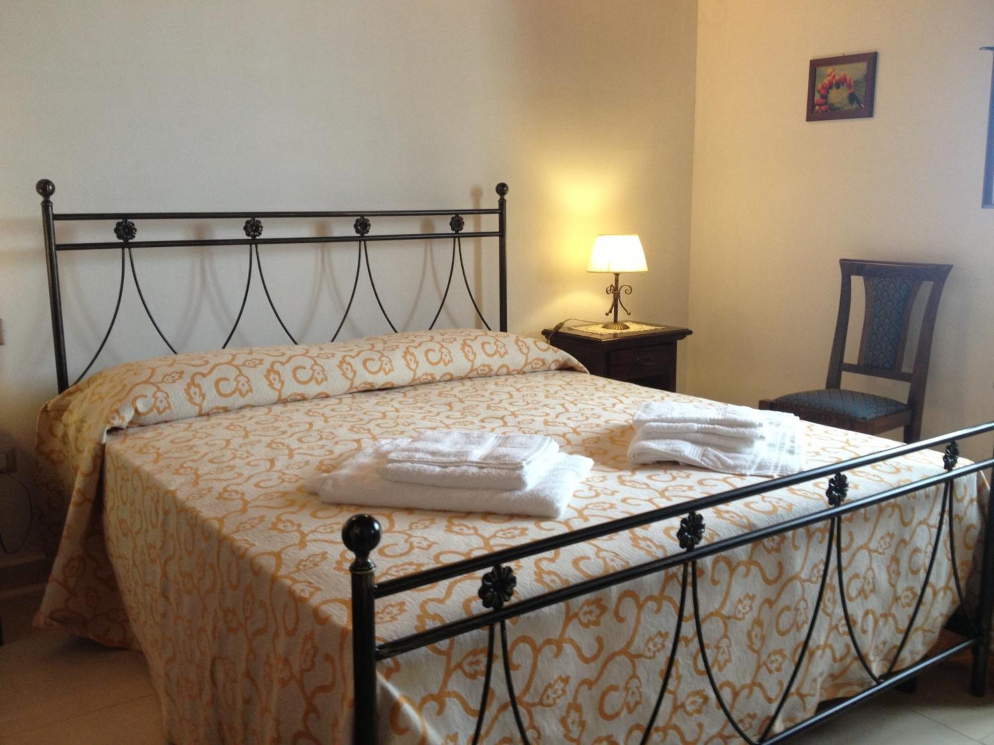 Agriturismo Masseria Quaremme Carpignano Salentino Ruang foto