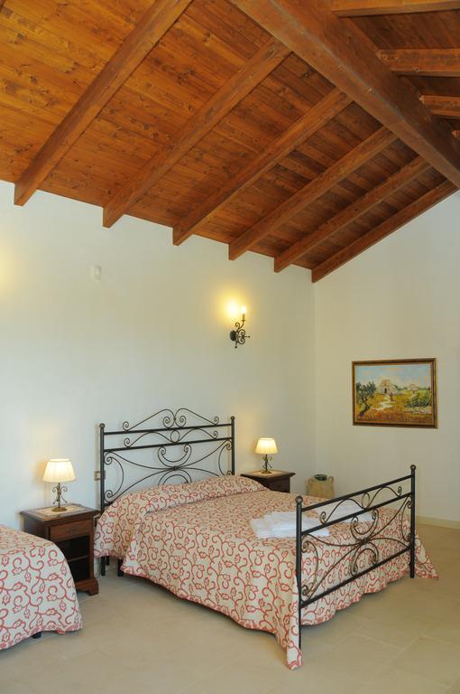Agriturismo Masseria Quaremme Carpignano Salentino Ruang foto